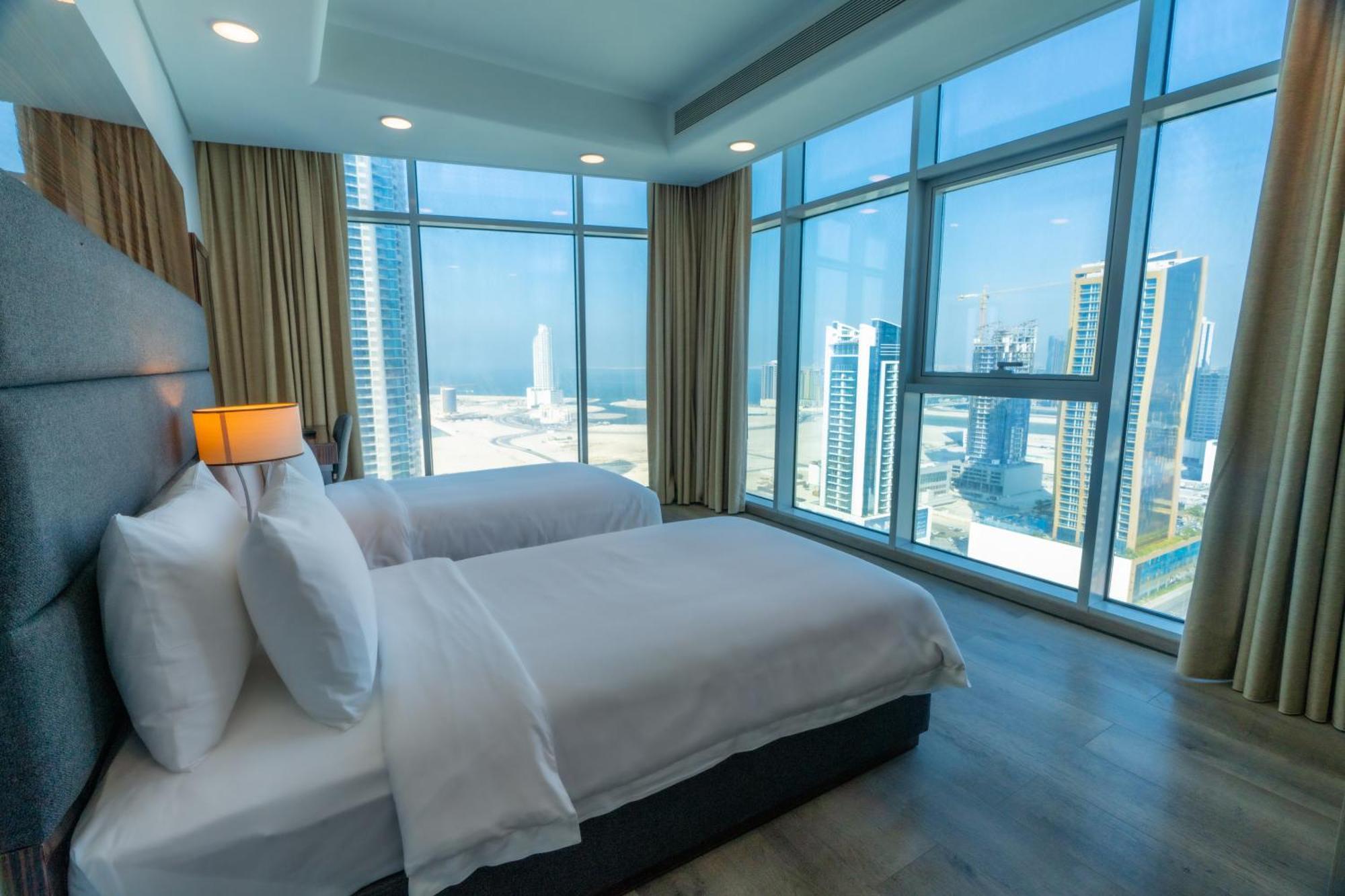 S Plaza Suites Hotel Seef Eksteriør bilde